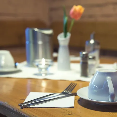 Hotell Club Trio Ostrava