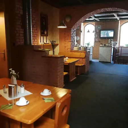 酒店 Club Trio 俄斯特拉发